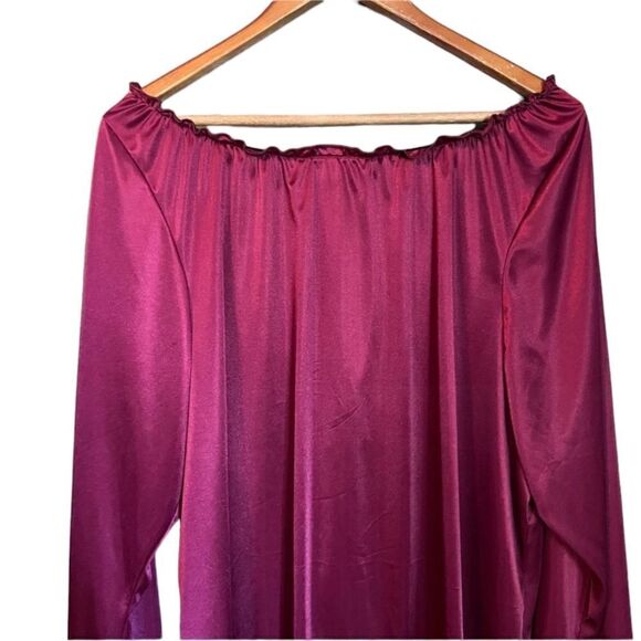 3 for $30! Torrid halloween long sleeve shirt‎ - Picture 9 of 9